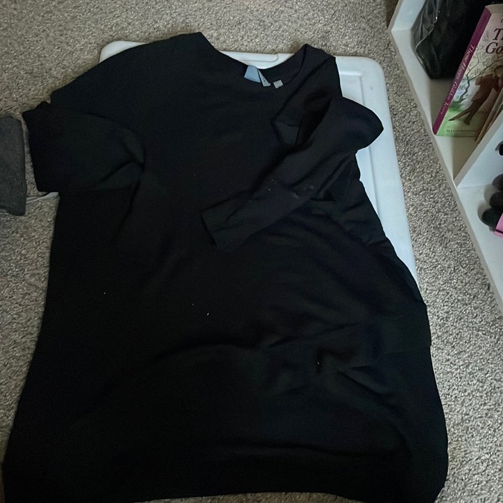 Athleta size small black sweater long sleeve good condition